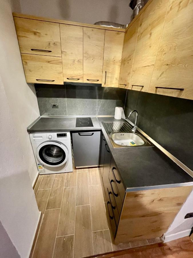 Keon Superb Studio Apartament 地拉那 外观 照片