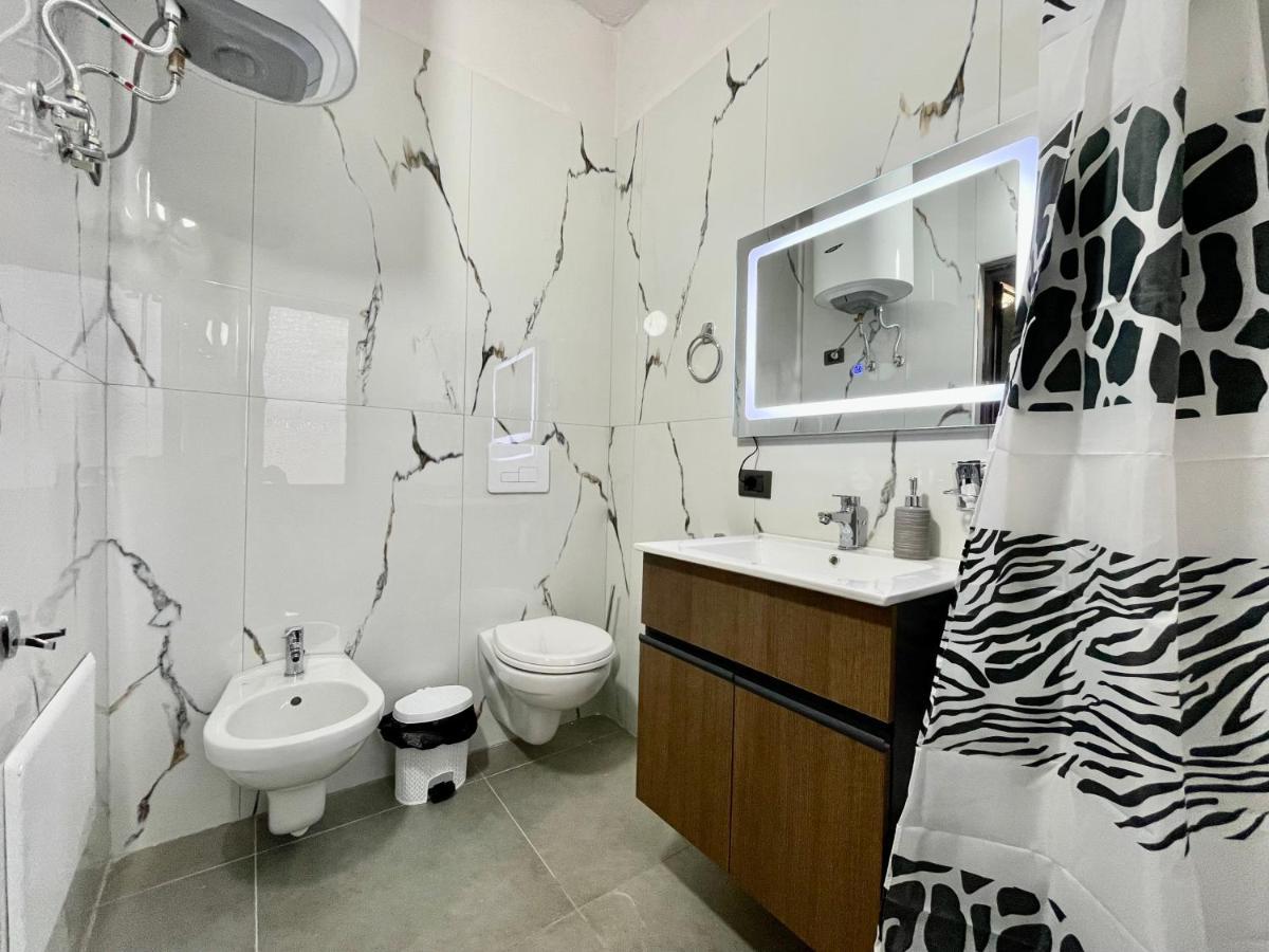 Keon Superb Studio Apartament 地拉那 外观 照片